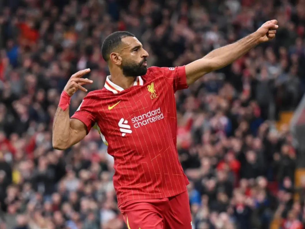 Salah giúp Liverpool giữ vững ngôi đầu